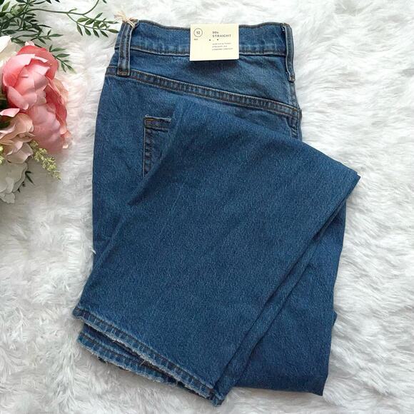 NWT Women’s 90s Distressed High Rise Straight Jeans - Universal Thread Sz 12 - Picture 4 of 11